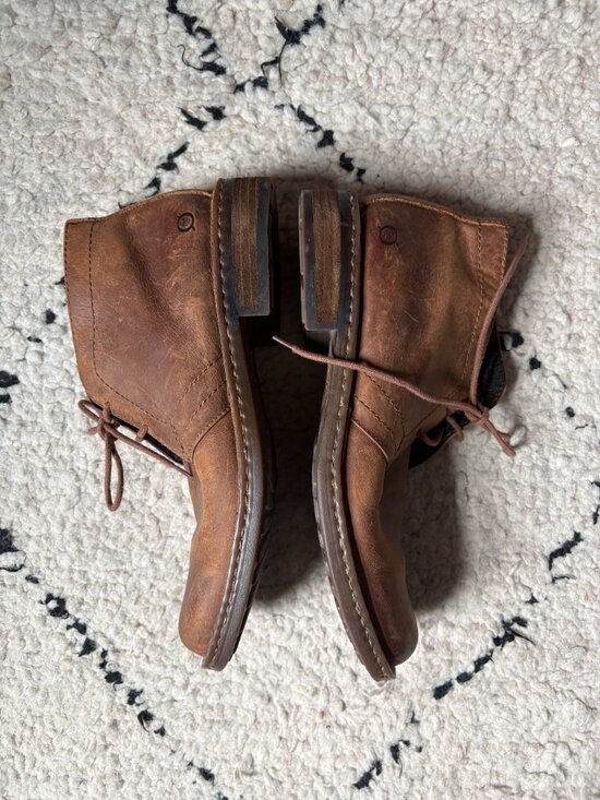 Born Harrison men\'s brown leather outdoor dark academia chukka boots size 10 main image 10